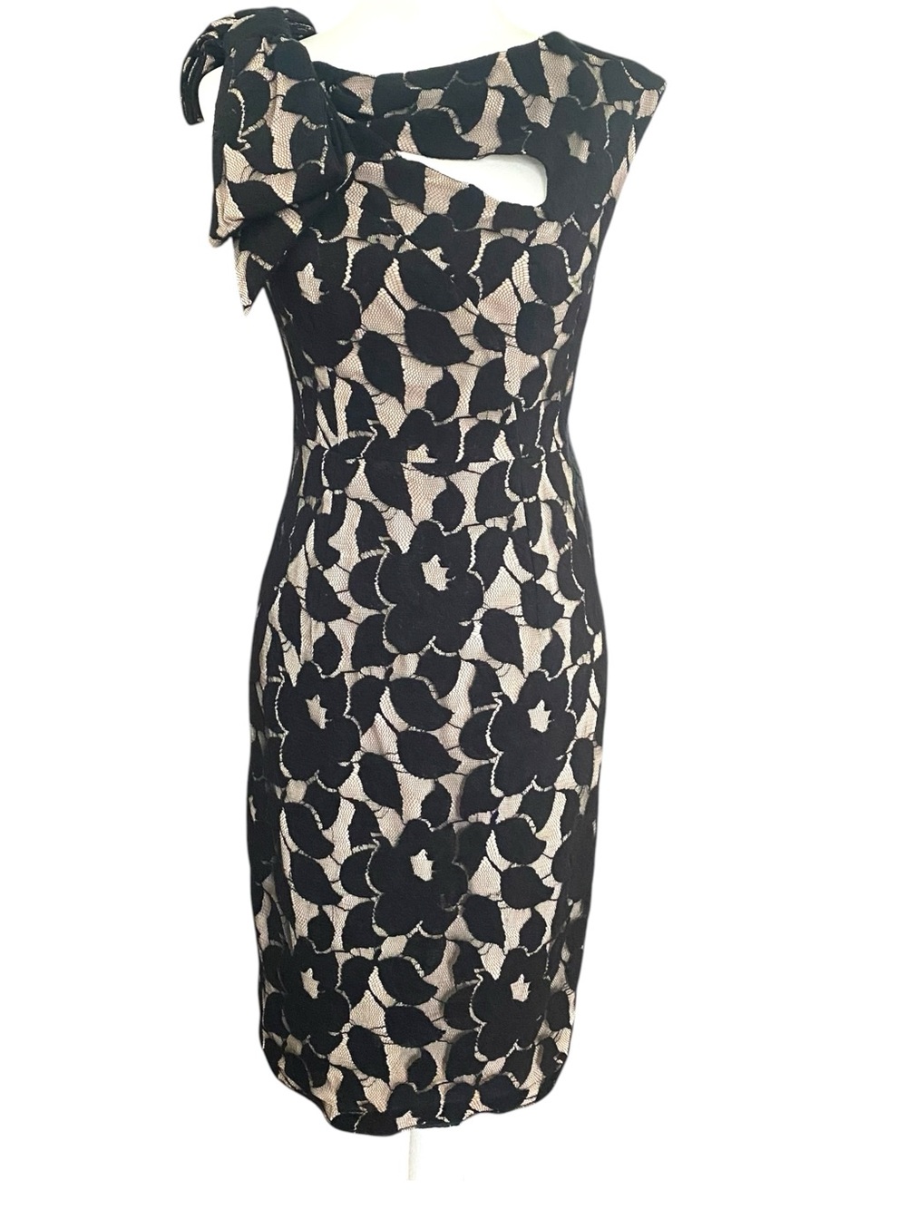 Tracy Reese Black Nude Lace Bow Sheath Cocktail Dress 4 Romantic Noir, Romantic